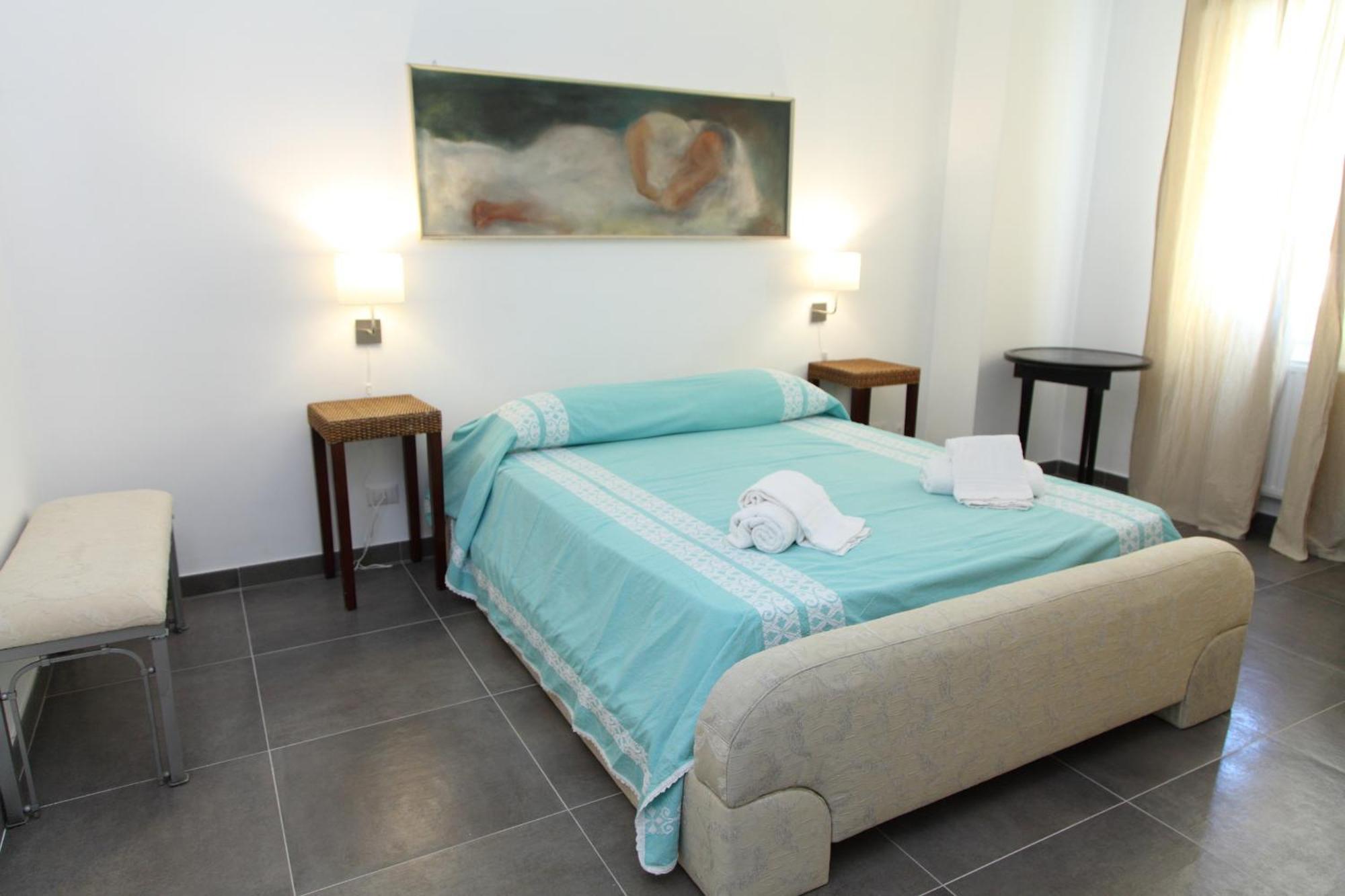 Family House - By Vacation Service Cefalu Bagian luar foto